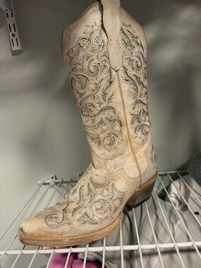 J.B. Dillon Cream Lace-Up Western Boots with Glitter Inlay